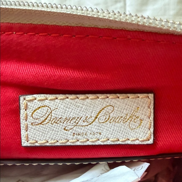 BRAND NEW! Dooney & Bourke Crossbody Bag - Picture 6 of 7